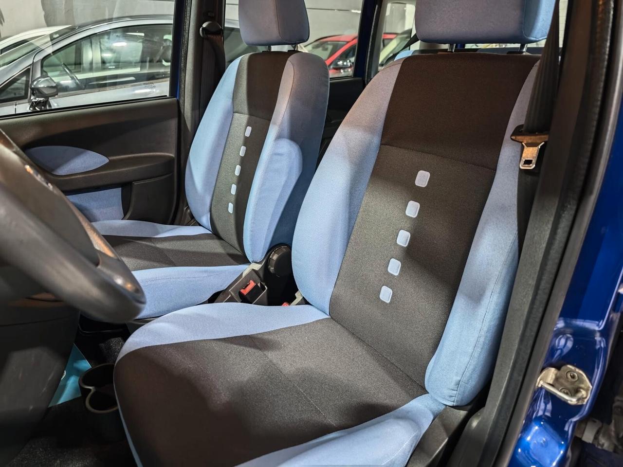 Fiat Panda Benzina Neopatentati 4x4 Distribuzione Nuova