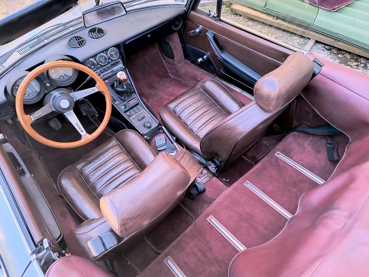 Alfa Romeo Spider 2.0 Veloce