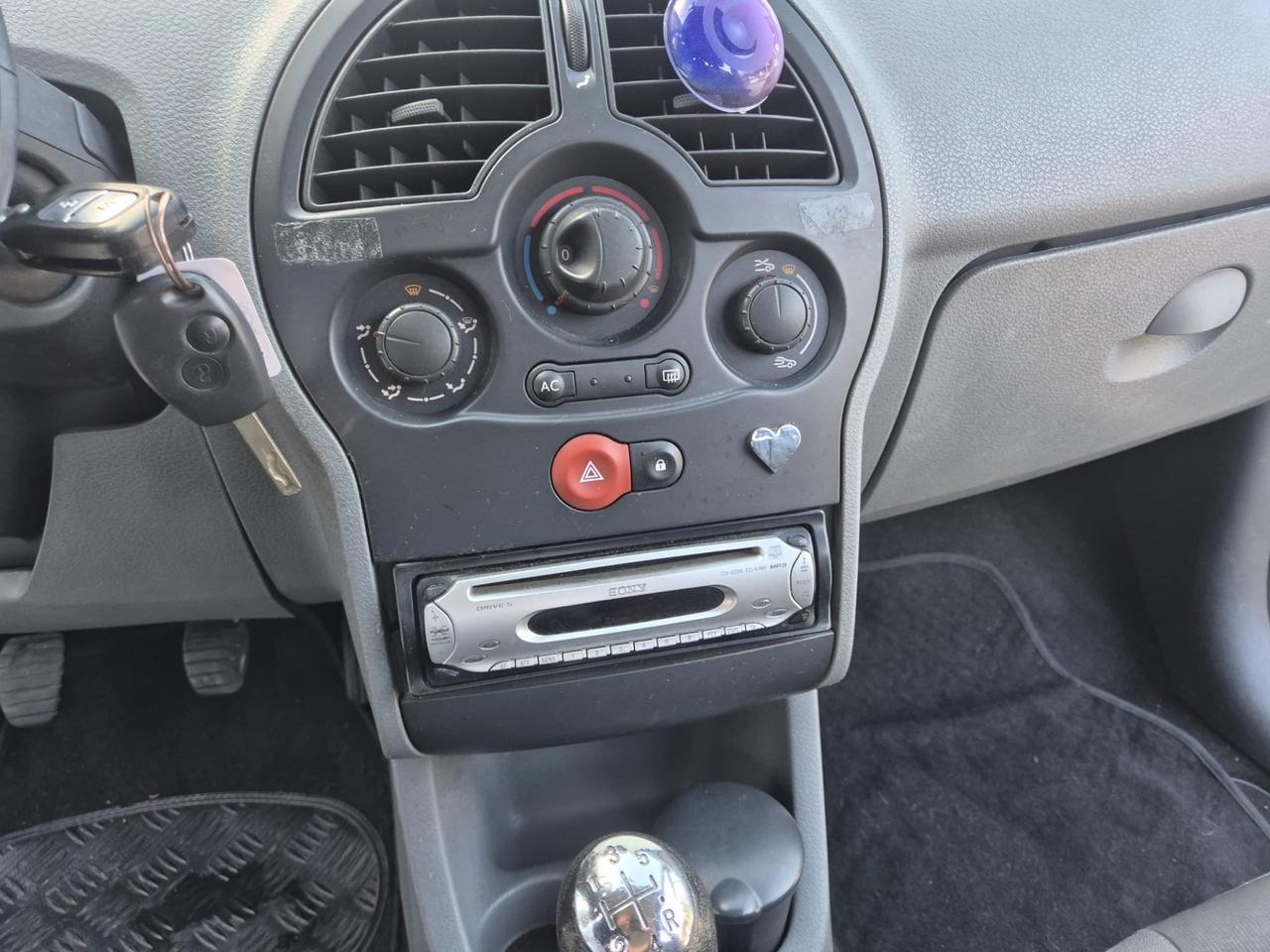 Renault Modus Grand 1.2 16V Wave