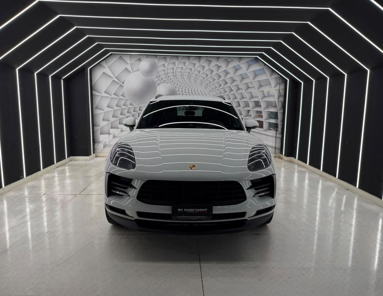 Porsche Macan 2.0 245CV PDK-IPER FULL-KM CERTIFICATI-12 MESI GARANZIA-GOMMATA NUOVA 4 STAGIONI-PERMUTE