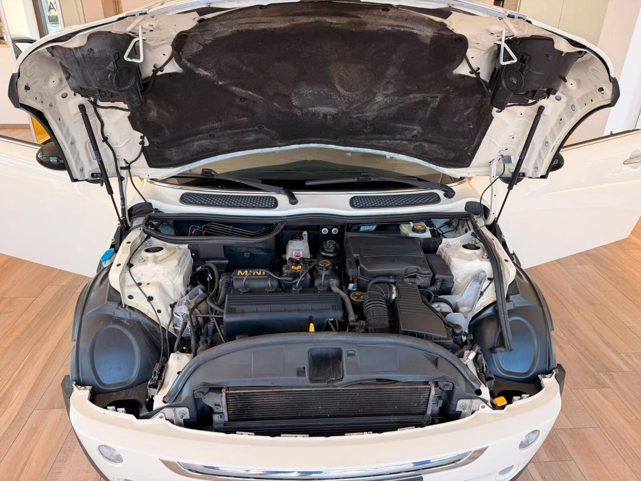 Mini 1.6 16V Cooper