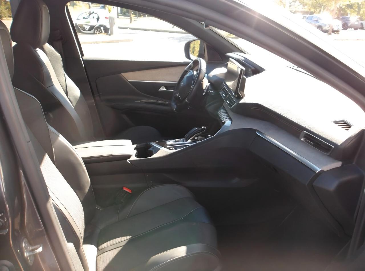 Peugeot 3008 BlueHDi 130 S&S EAT8 GT