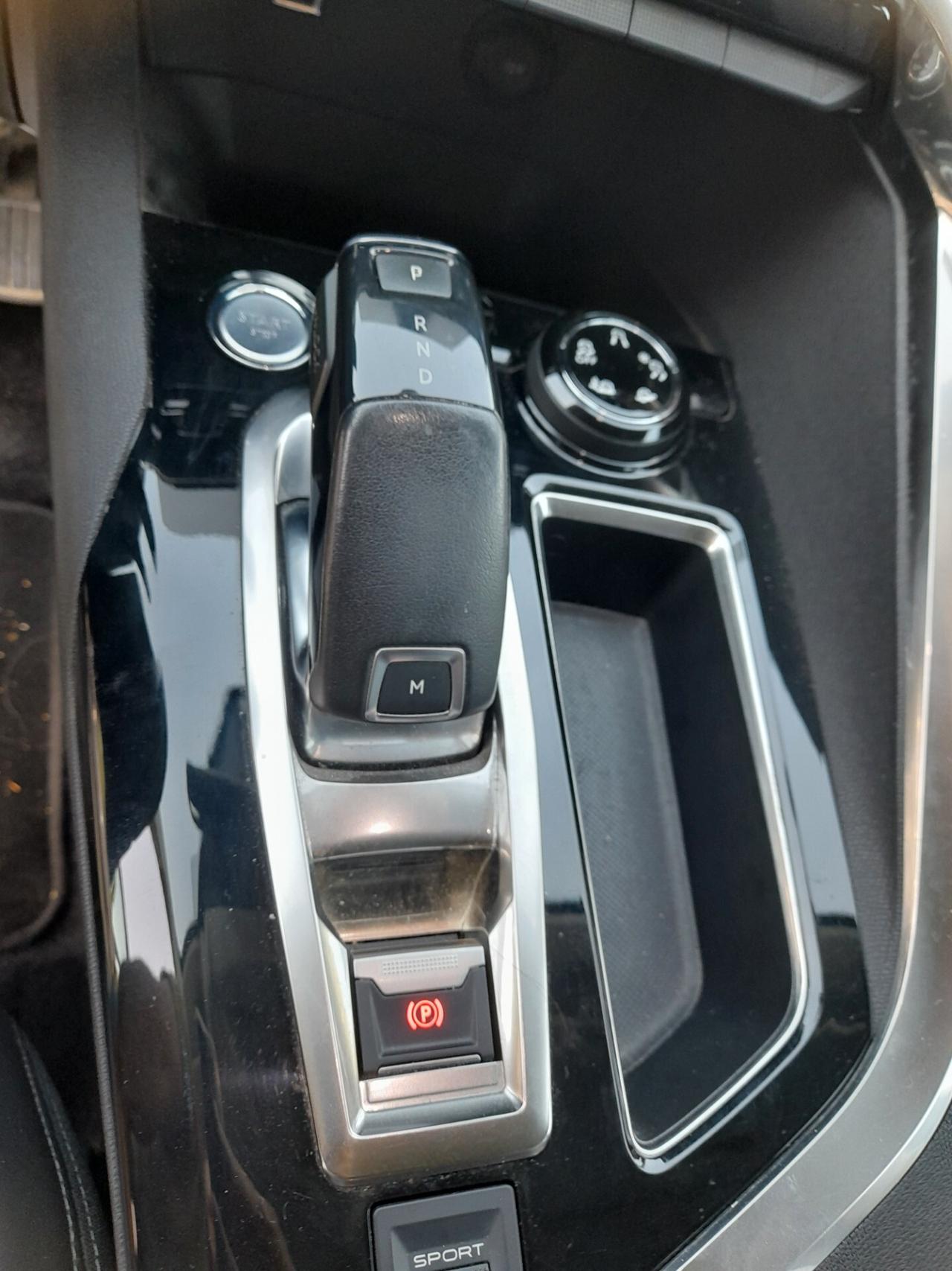 Peugeot 5008 BlueHDi EAT6 Allure 7 POSTI