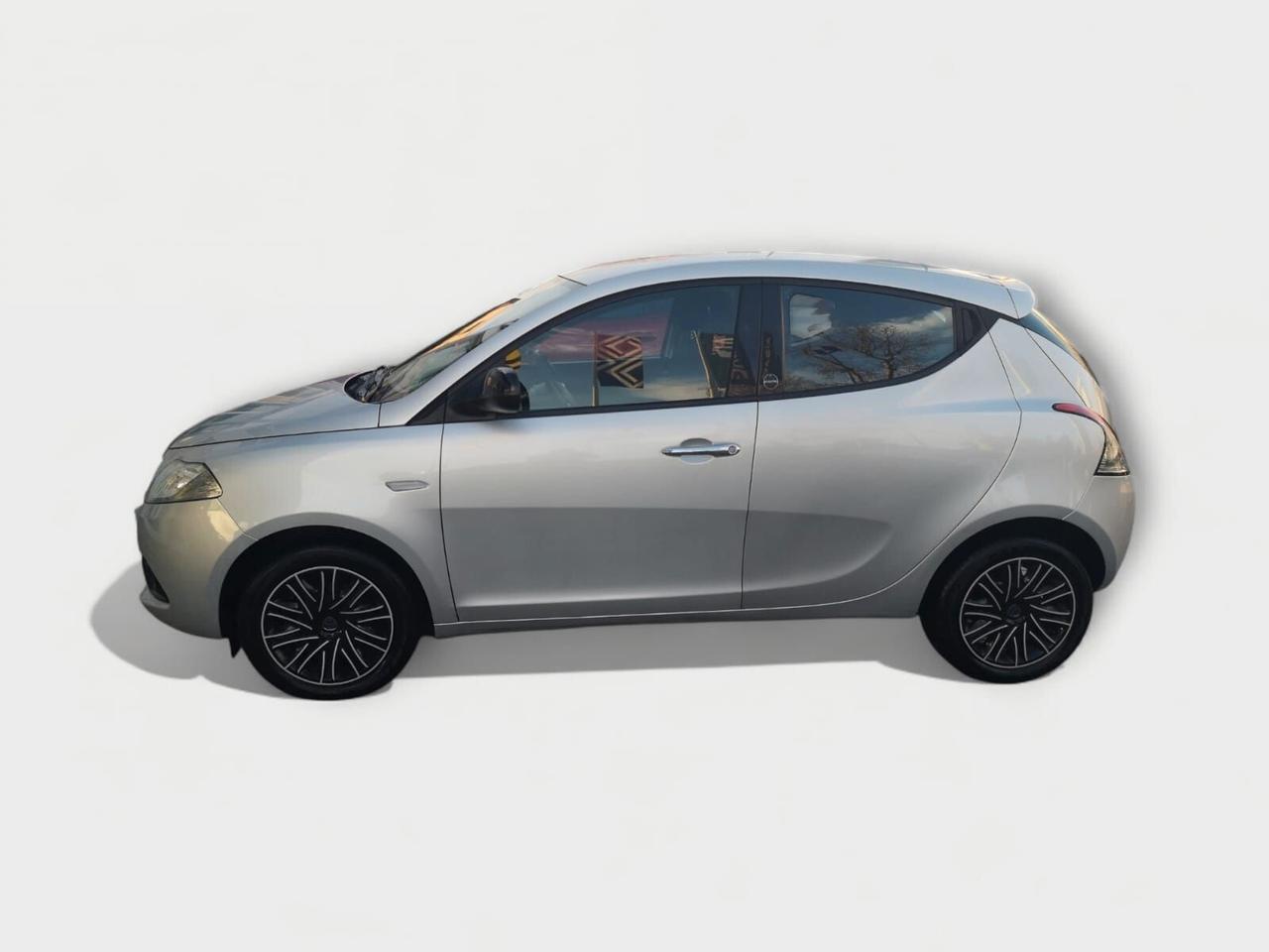 Lancia Ypsilon 1.0 FireFly 5 porte S&S Hybrid Maryne