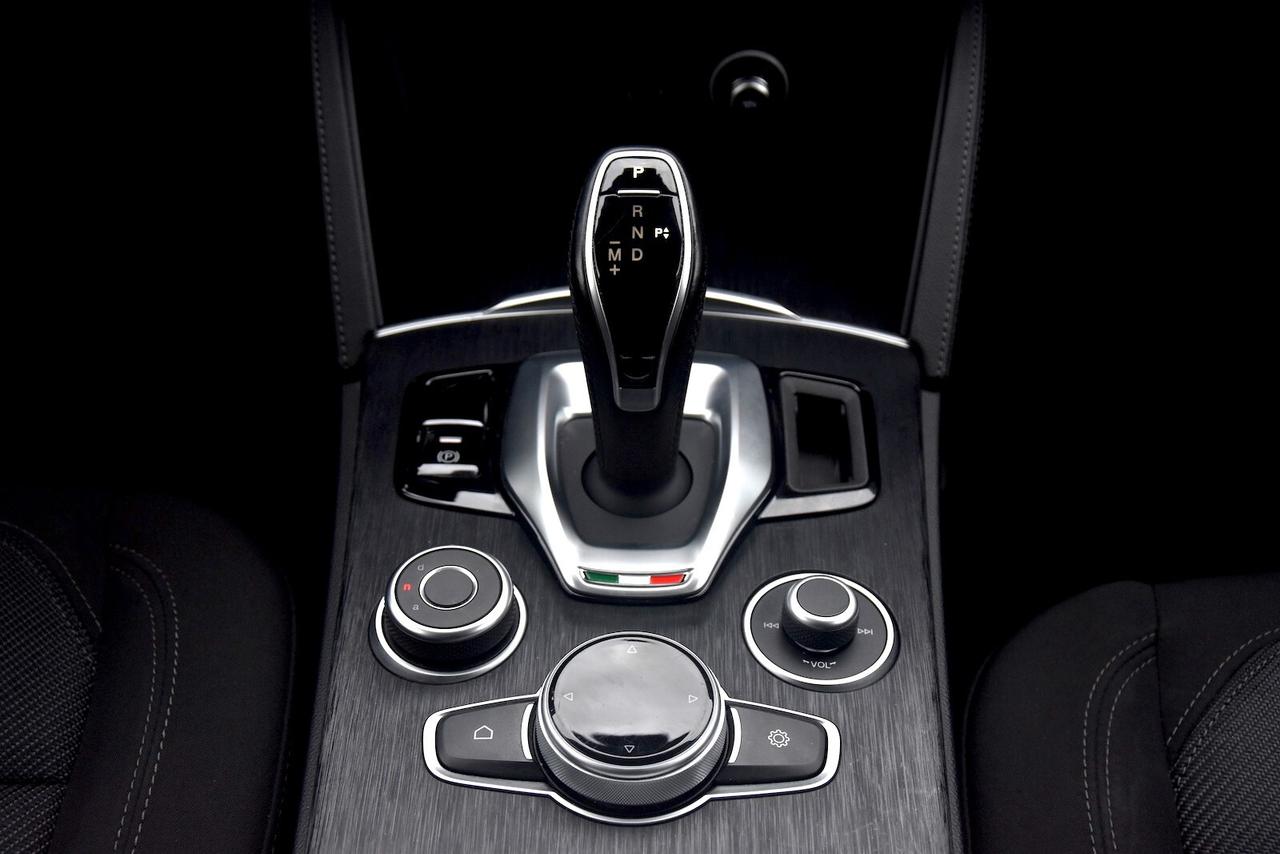 Alfa Romeo Stelvio 2.2 Turbodiesel 190cv Q4 AT8 Executive