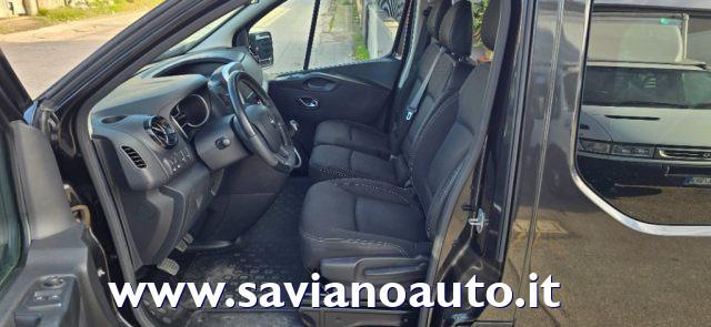 RENAULT Trafic 2.0 dCi 145CV 9 POSTI
