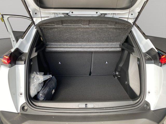 PEUGEOT 2008 Hybrid 136 e-DCS6 Style