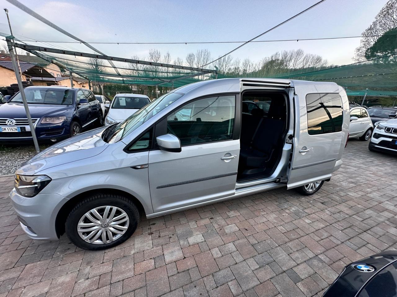 Volkswagen Caddy Pianale Ribassato 2.0 TDI Highline Maxi 7 posti