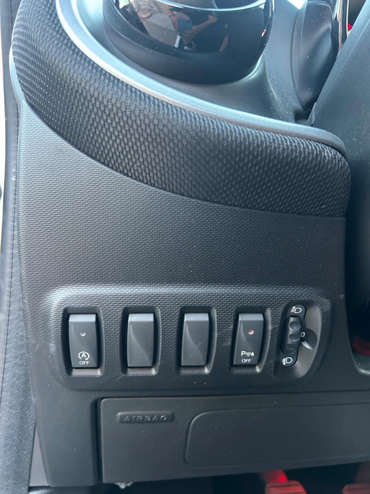 Smart ForFour 0.9 Turbo Passion-2015 NAVI/LED/15"