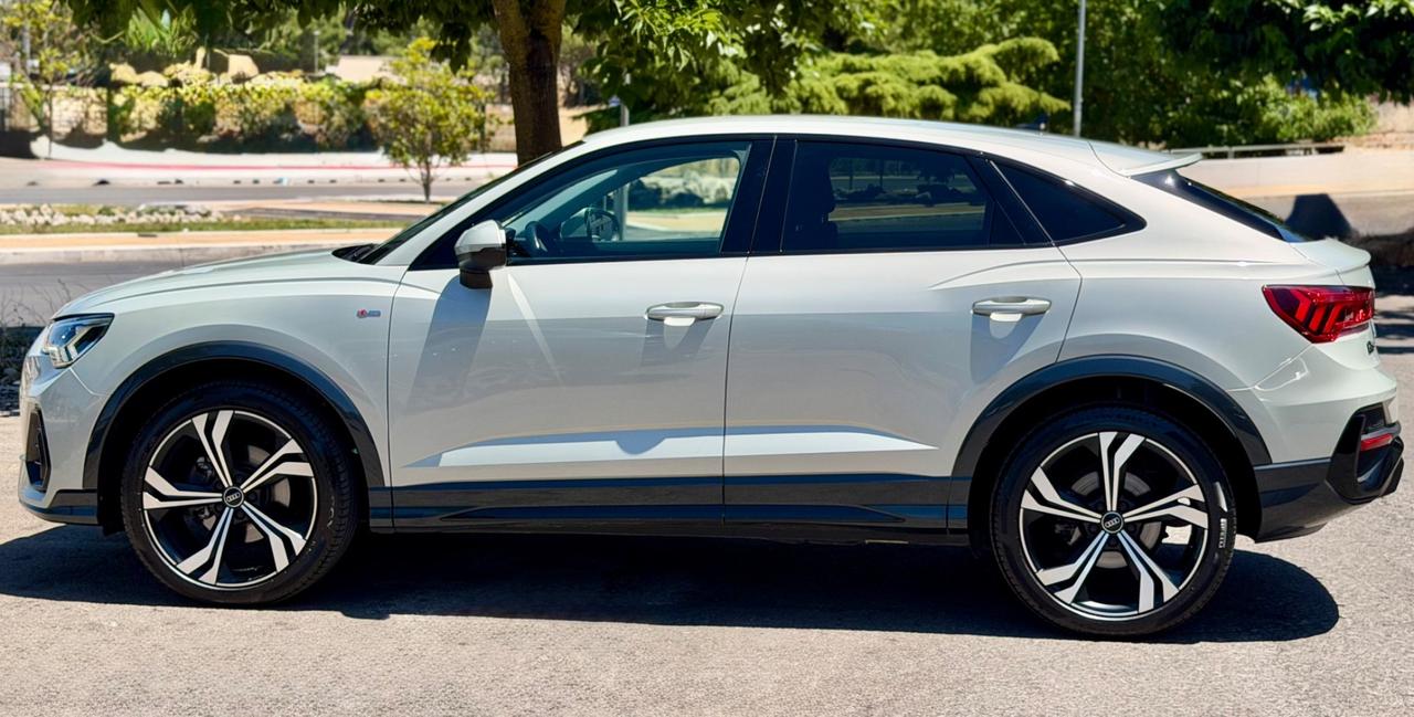 Audi Q3 SPB 35 2.0 Tdi 150CV SLINE Stronic