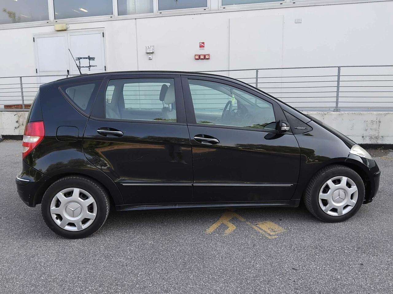 Mercedes-benz A 180 automatica