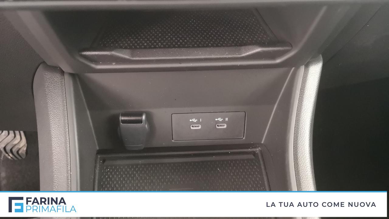 RENAULT Captur II 2024 - Captur 1.0 tce Techno 90cv