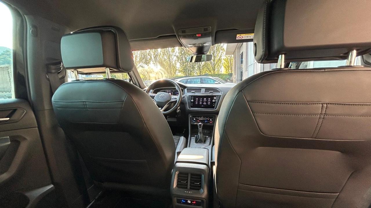 Volkswagen Tiguan 2.0 tdi R-Line 150cv dsg - FULL OPTIONAL