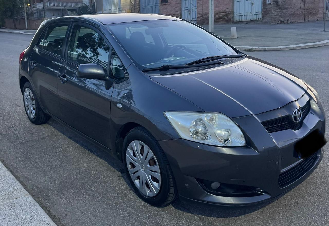 Toyota Auris 1.4 D-4D 5 porte