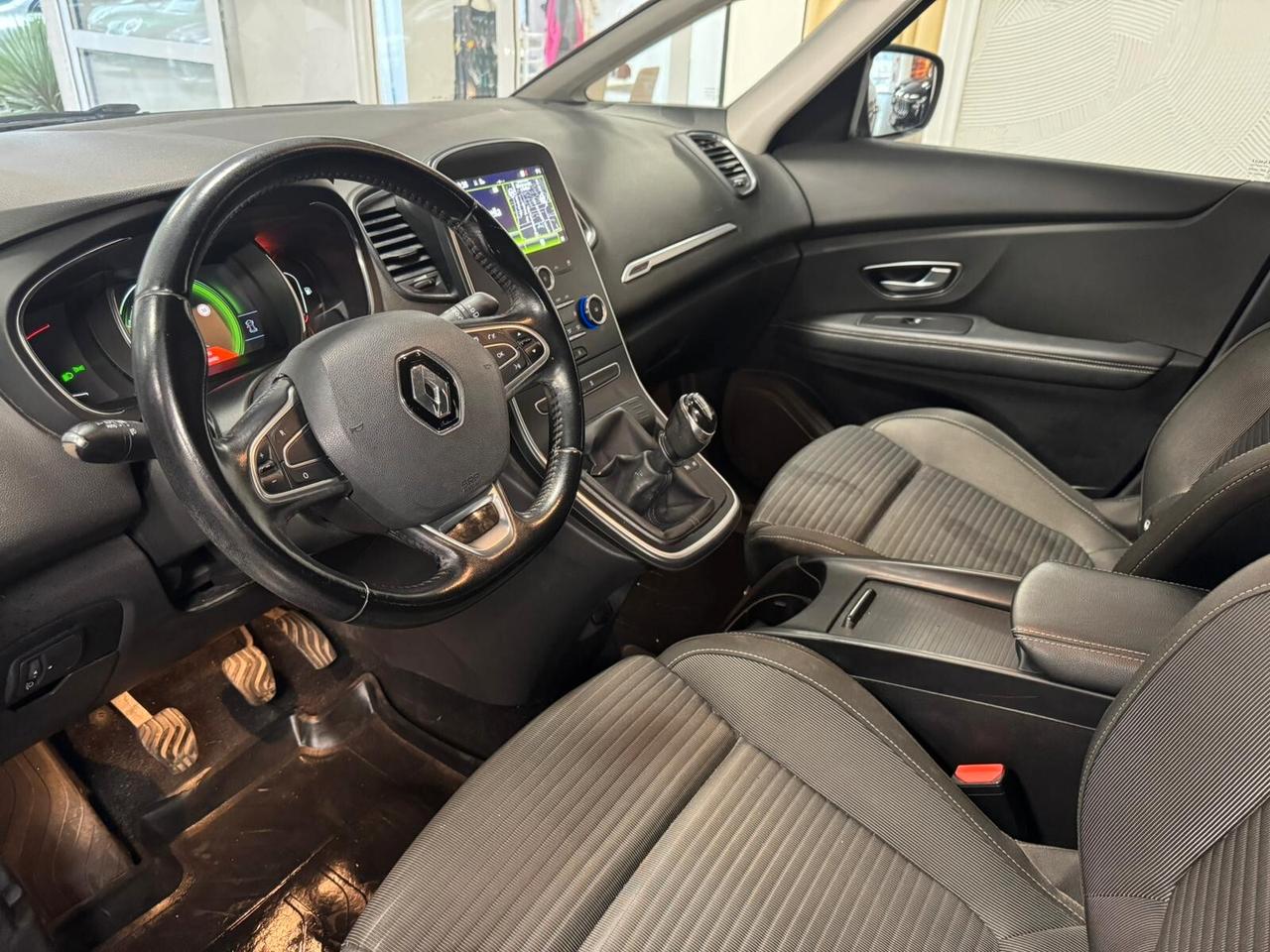 Renault Grand Scenic dCi 8V 110 CV Energy Bose