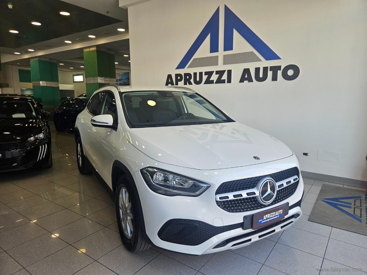 MERCEDES-BENZ GLA 180 d Automatic Sport