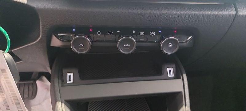 Citroën C4 PureTech 130 S&S EAT8 - PLUS