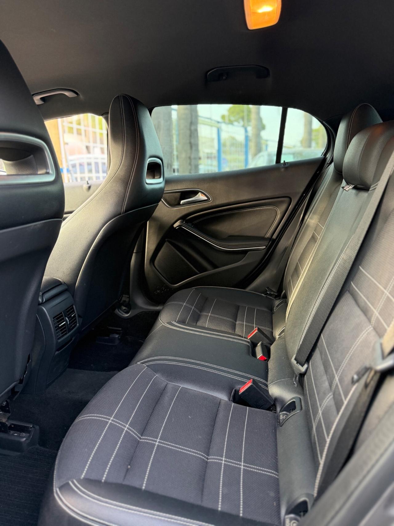 Mercedes-benz GLA 200 200 d Automatic 4Matic Premium