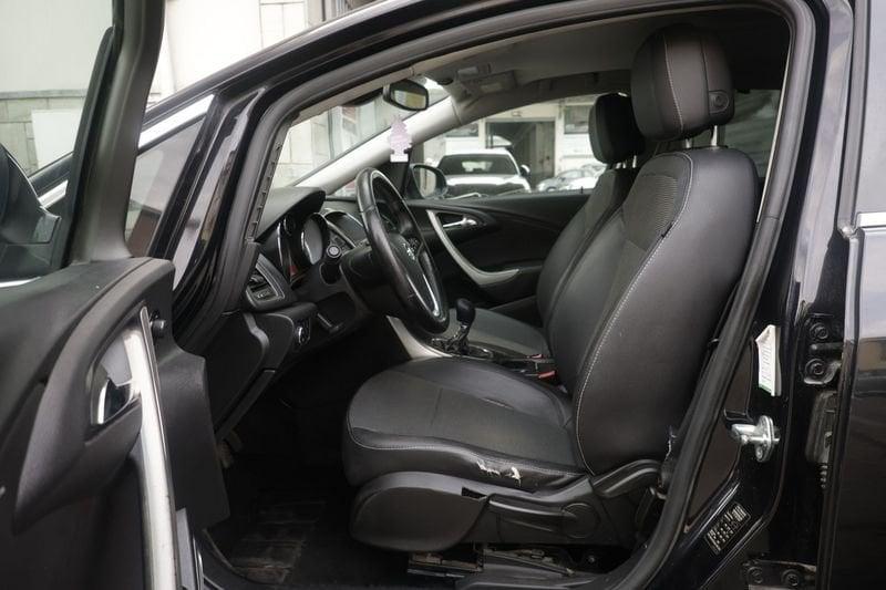 Opel Astra Opel Astra ST 1.4 Turbo Cosmo 140cv Active Select 103KW ANNO 2011