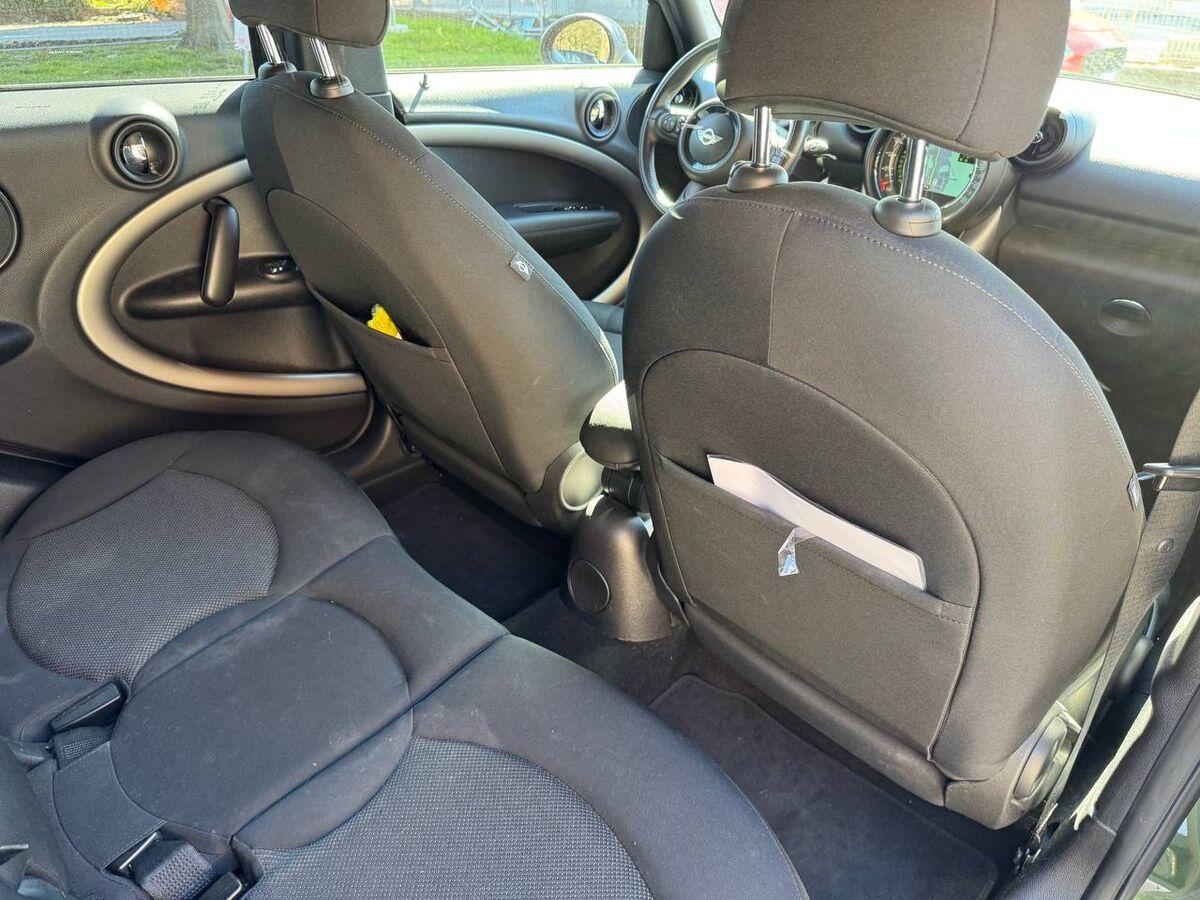 Mini Countryman 2.0 Cooper D Business auto E6