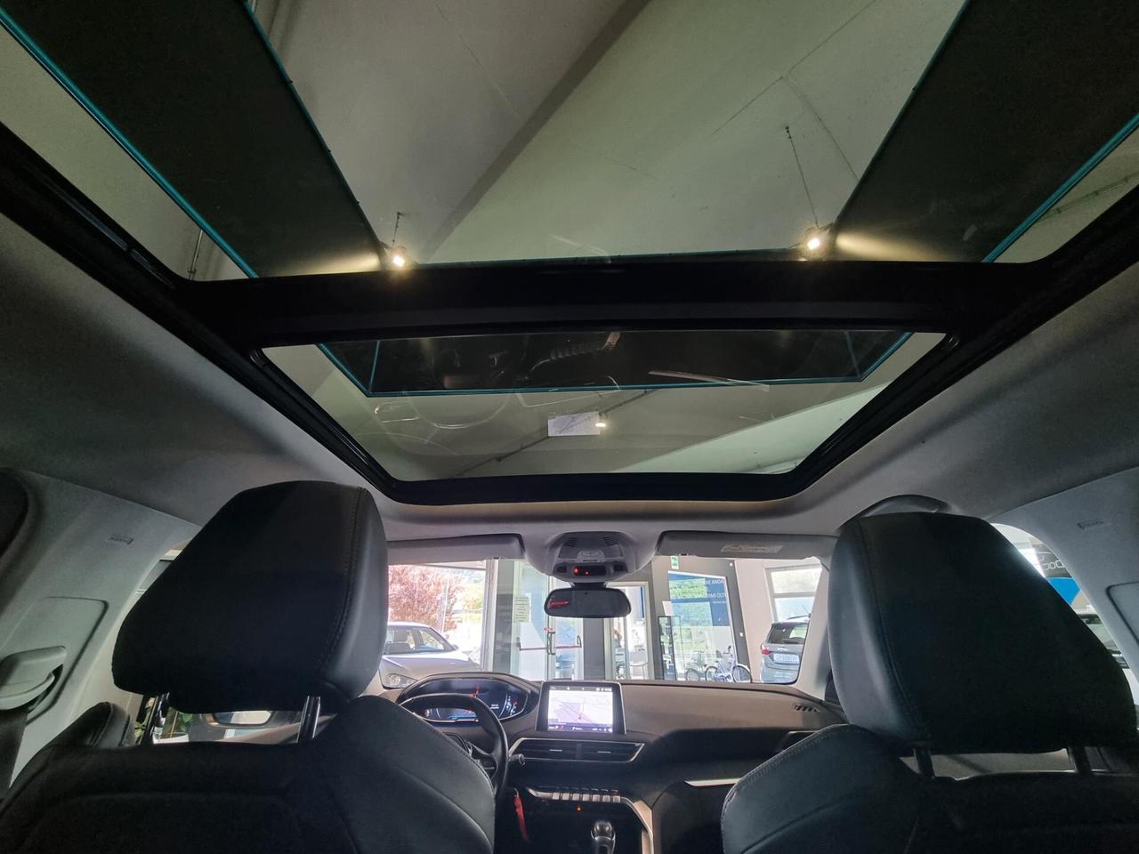 Peugeot 3008 BlueHDi 120 S&S Allure