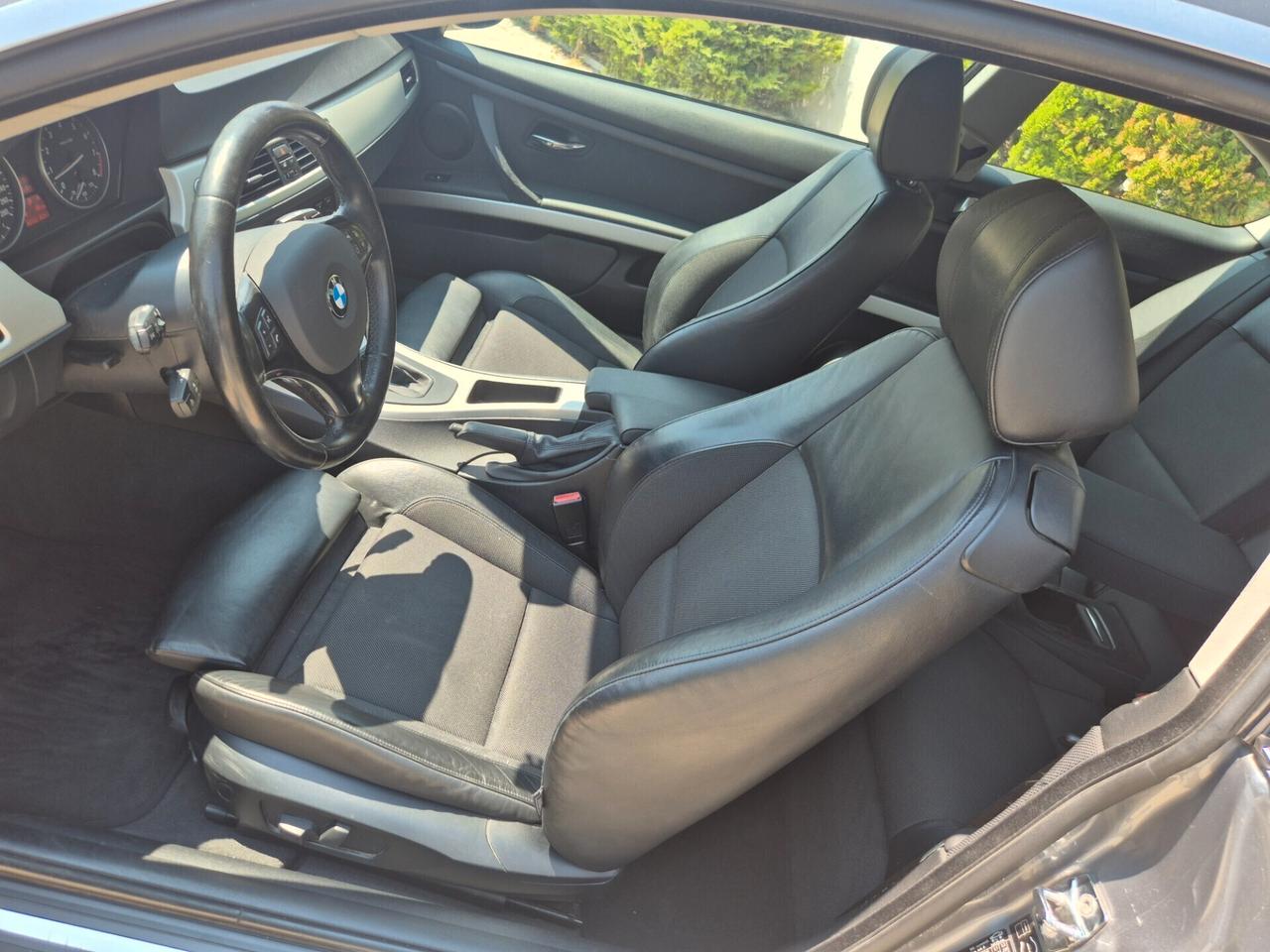 Bmw 325i -218CV Coupe' -AUTOMATICA-XENON-PELLE