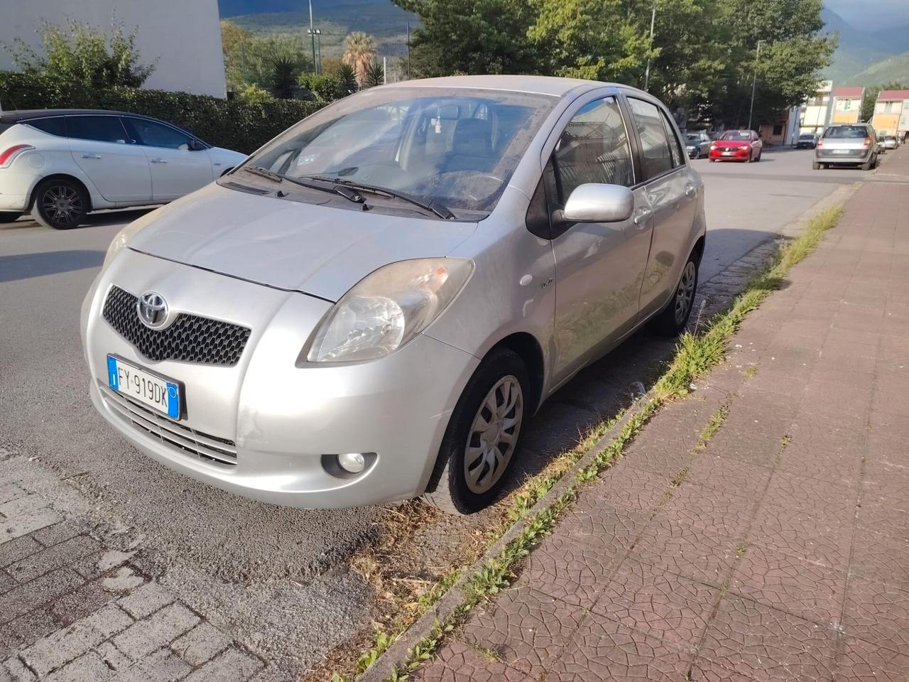 Toyota Yaris 1.4 D-4D DPF 5 porte