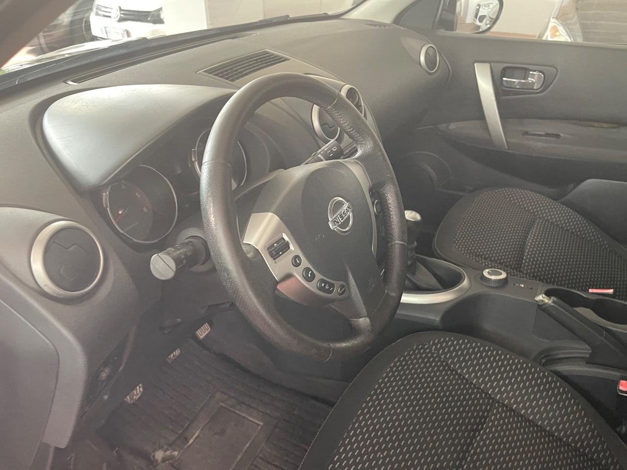 Nissan Qashqai 2.0 dCi DPF 4WD Tekna