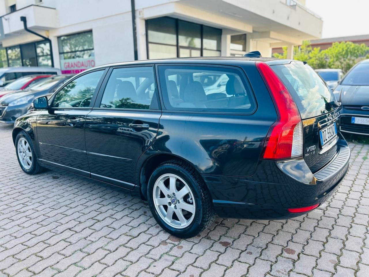 Volvo V50 2.0 D cat Summum