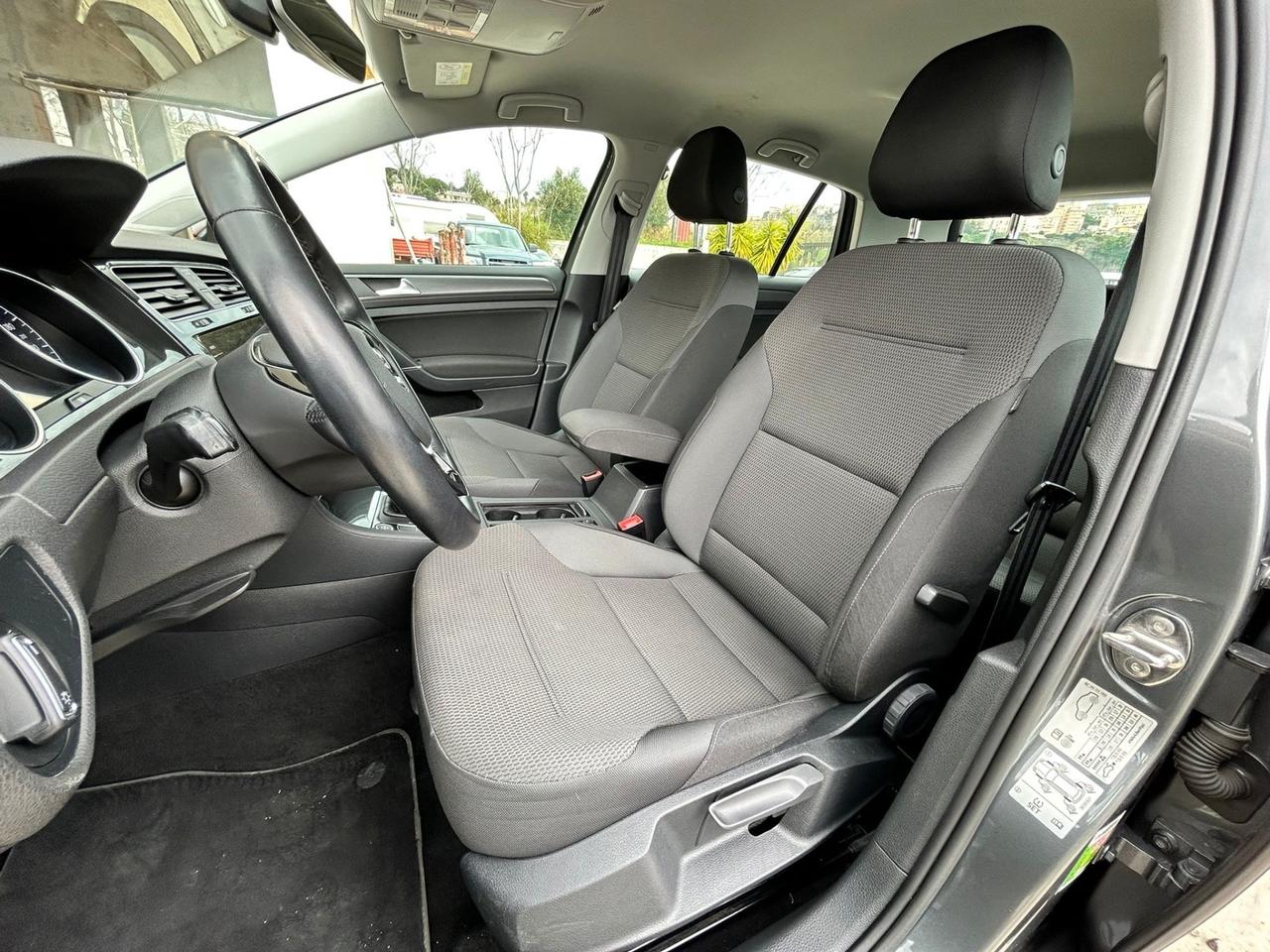 Volkswagen Golf 2.0 TDI DSG 5p. Executive BlueMotion Technology