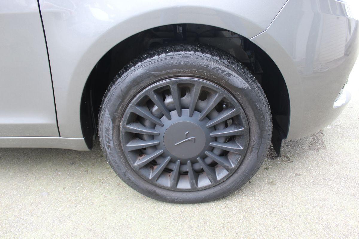 LANCIA - Ypsilon - 1.0 FireFly 5p.S&S Hyb. Gold Pl.