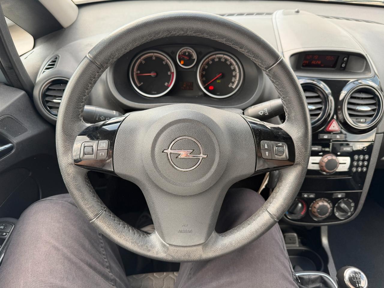 OPEL CORSA ANNO 2013 1.3 DIESEL 75 CV