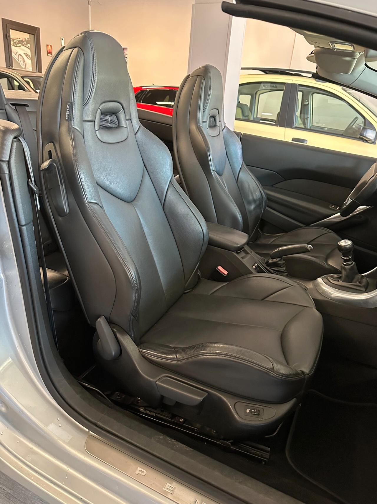 Peugeot 308 CABRIO 2.0 hdi 16v Feline 140cv