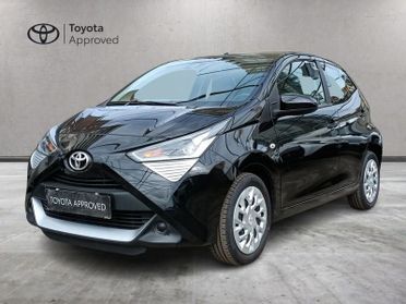 Toyota Aygo 1.0 VVT-i x-play MMT