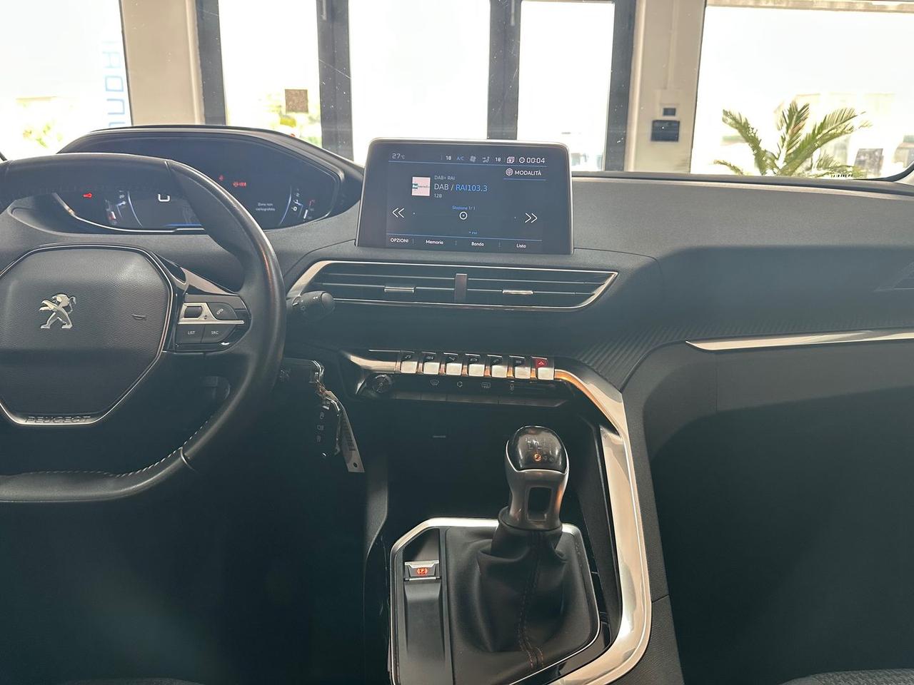 Peugeot 3008 Business 1.5 Blue HDI 130 #5723