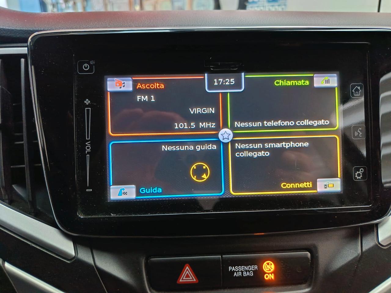 Suzuki Baleno 1.2 Hybrid B-Top