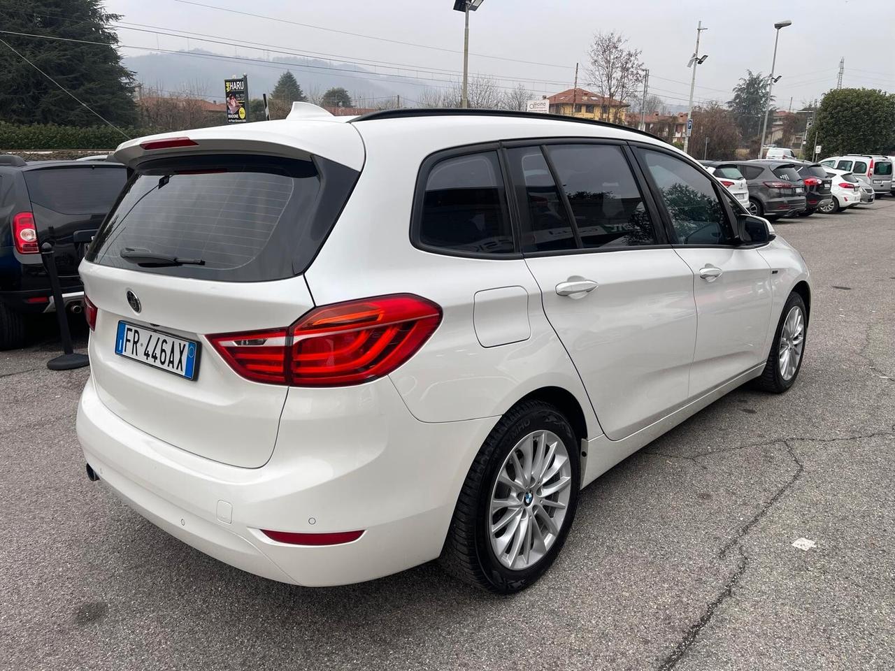 Bmw 2er Active Tourer 218d xDrive Luxury
