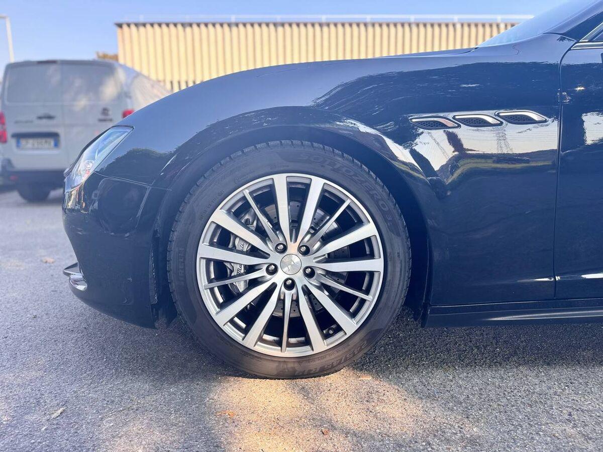 Maserati Ghibli 3.0 V6 ds 275cv auto