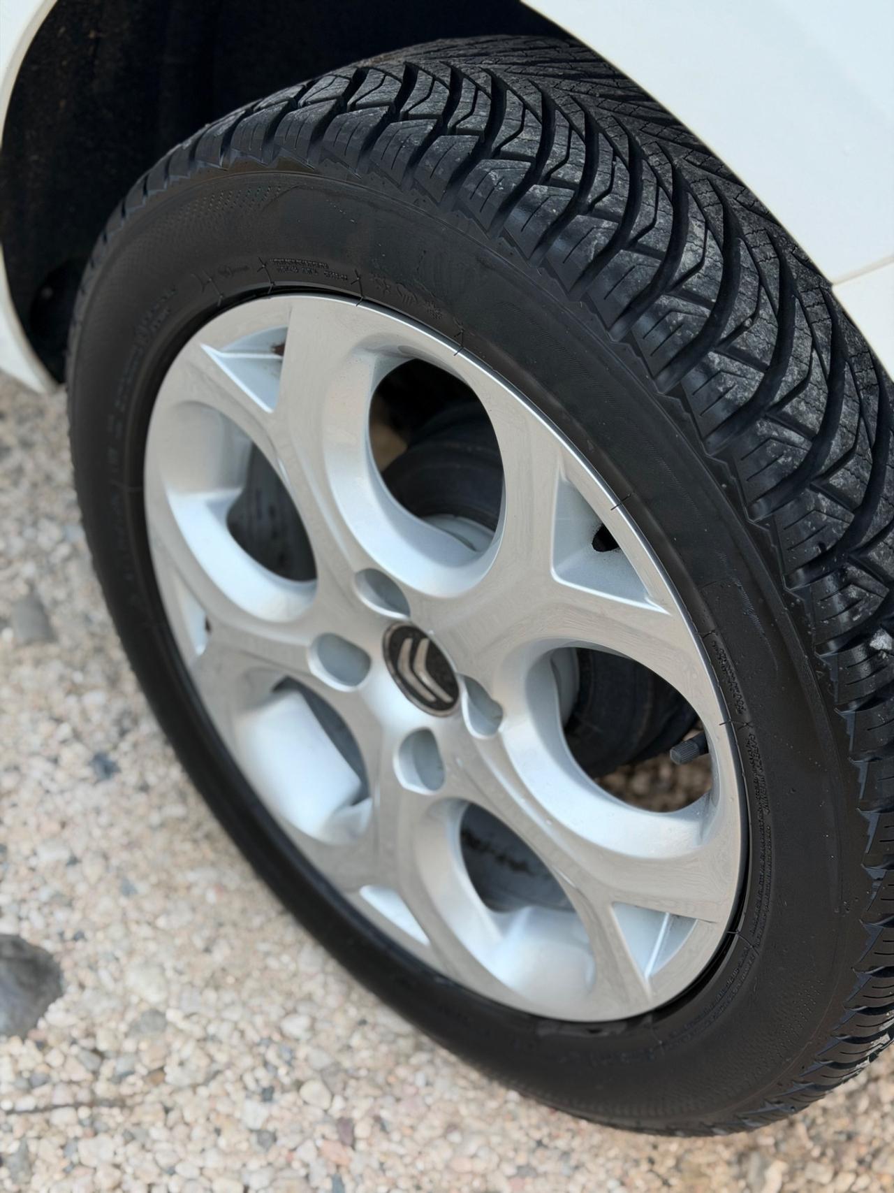 Citroen C3 82 EXCLUSIVE NEOPAT KMCERT GARANZ