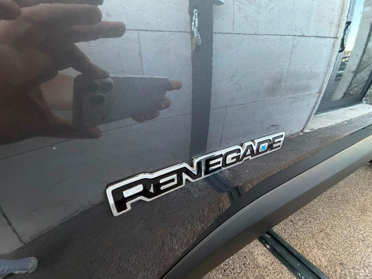 Jeep Renegade 1.3 T4 190CV PHEV 4xe AT6 Business Plus