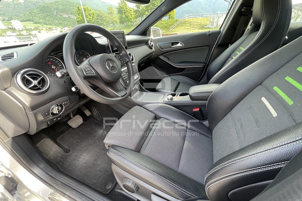 MERCEDES A 160 d Automatic Business