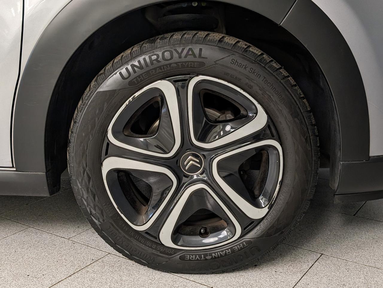 Citroen C3 1.2 puretech 83cv Shine