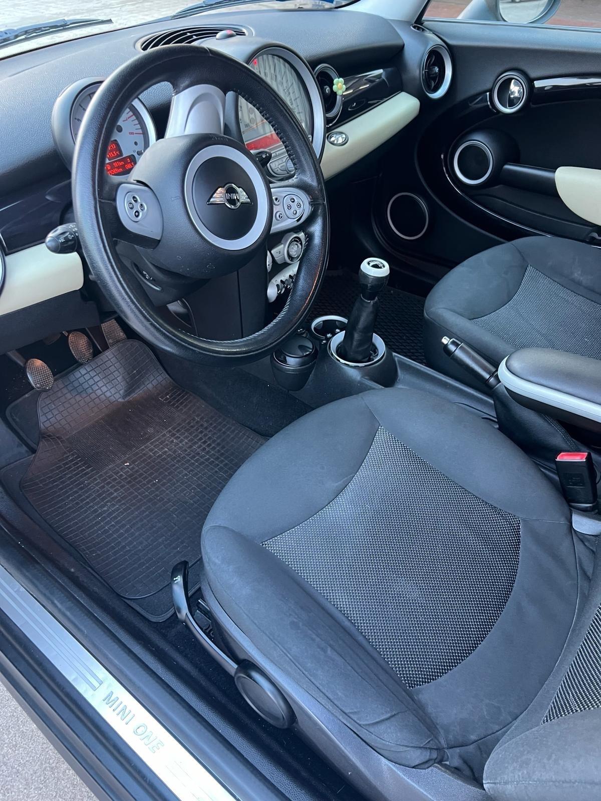 Mini Mini 1.4 16V Cooper Chili X Neopatentati