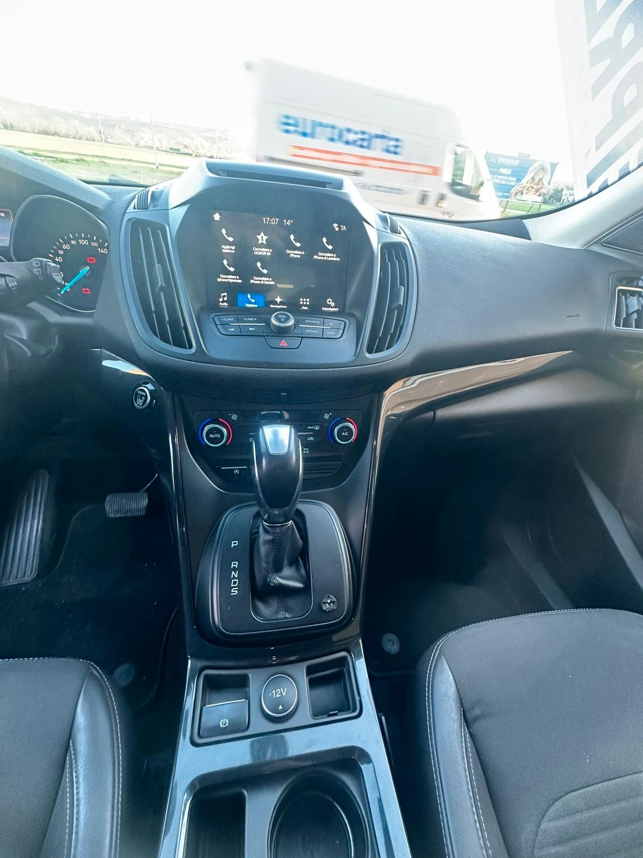 Ford Kuga 1.5 TDCI 120 CV S&S 2WD Business