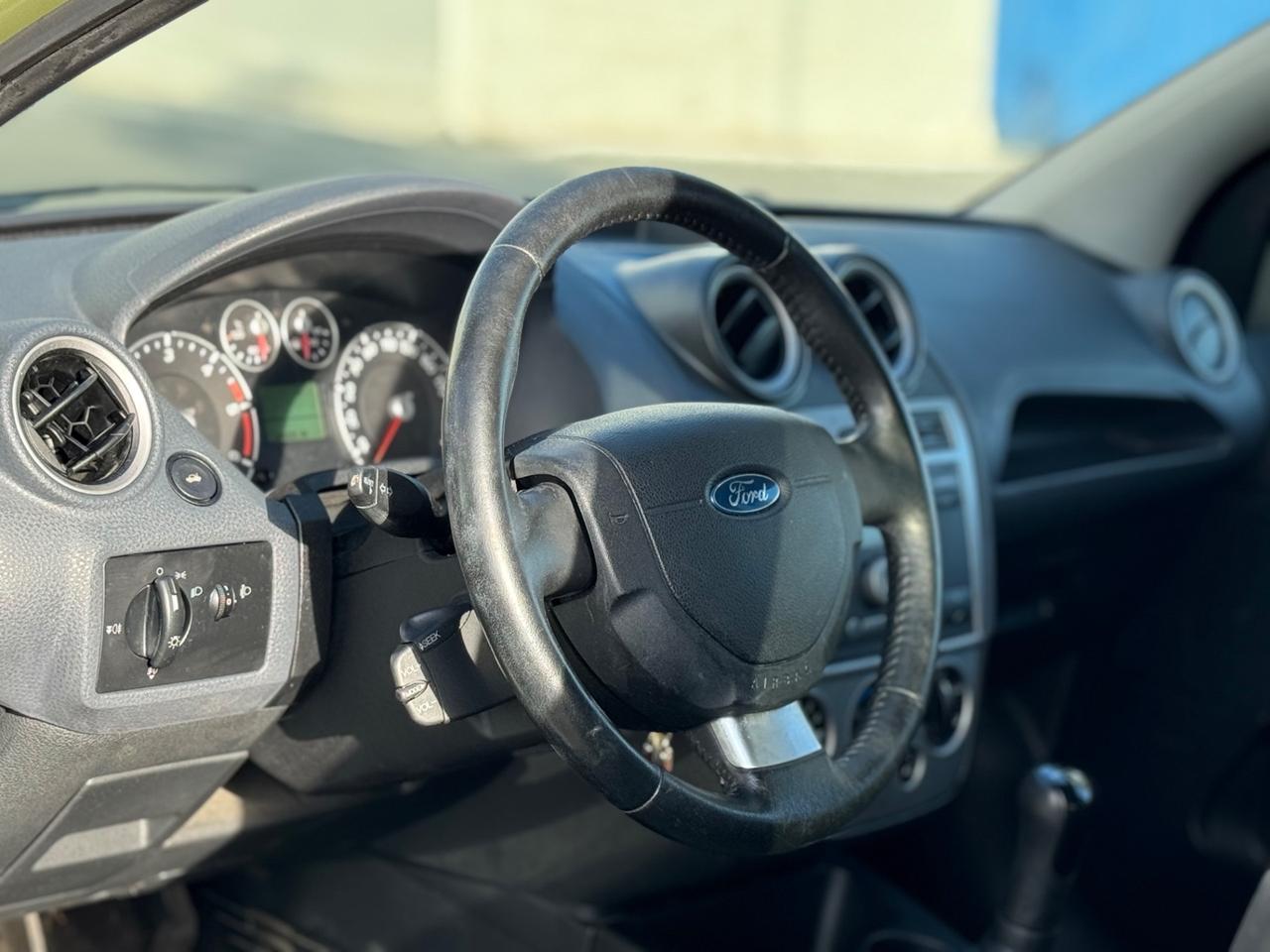 FORD FIESTA 1.4 TDCI 5.P AUTOMATICA GARANZIA 12 MESI