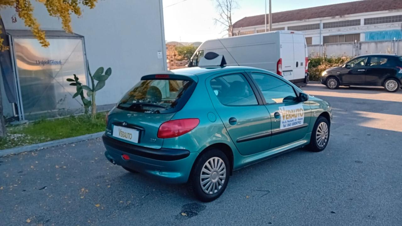 Peugeot 206 1.6 3p. XS