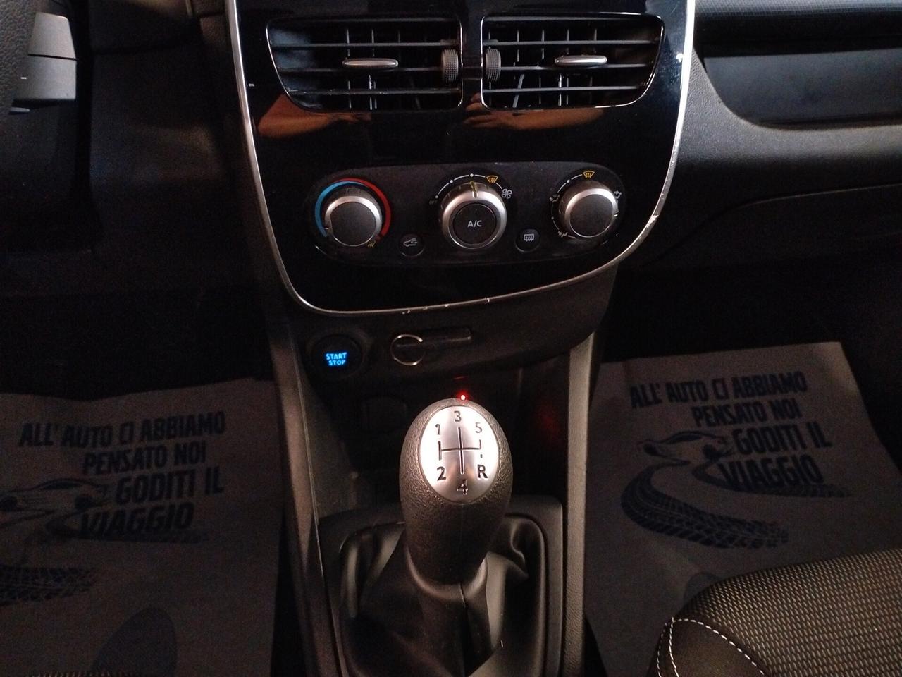 Renault Clio 1.2 75CV Zen - GPL VALIDO FINO 2032 - NEOPATENTATI