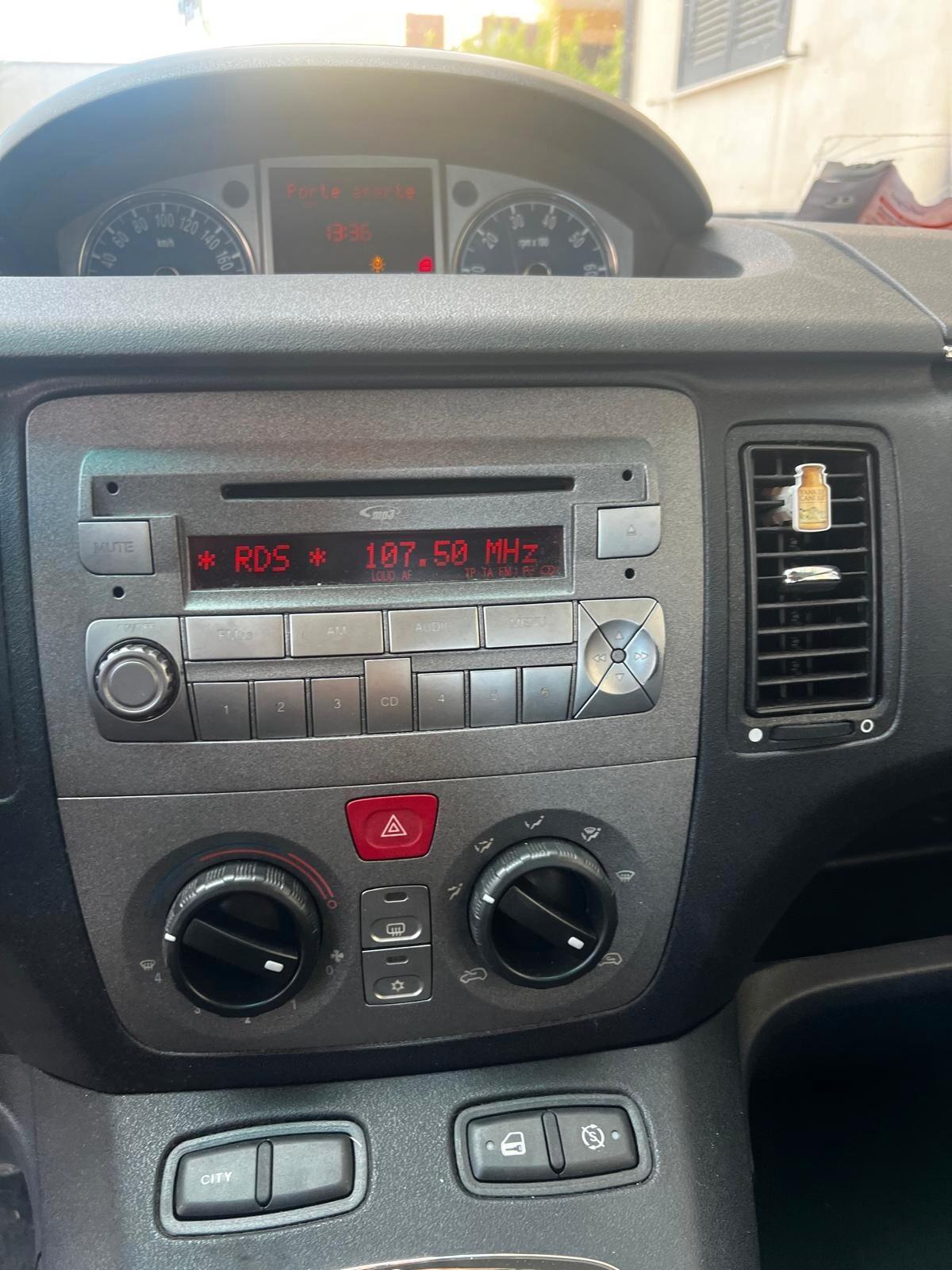 Lancia MUSA 1.6 Multijet Oro Plus
