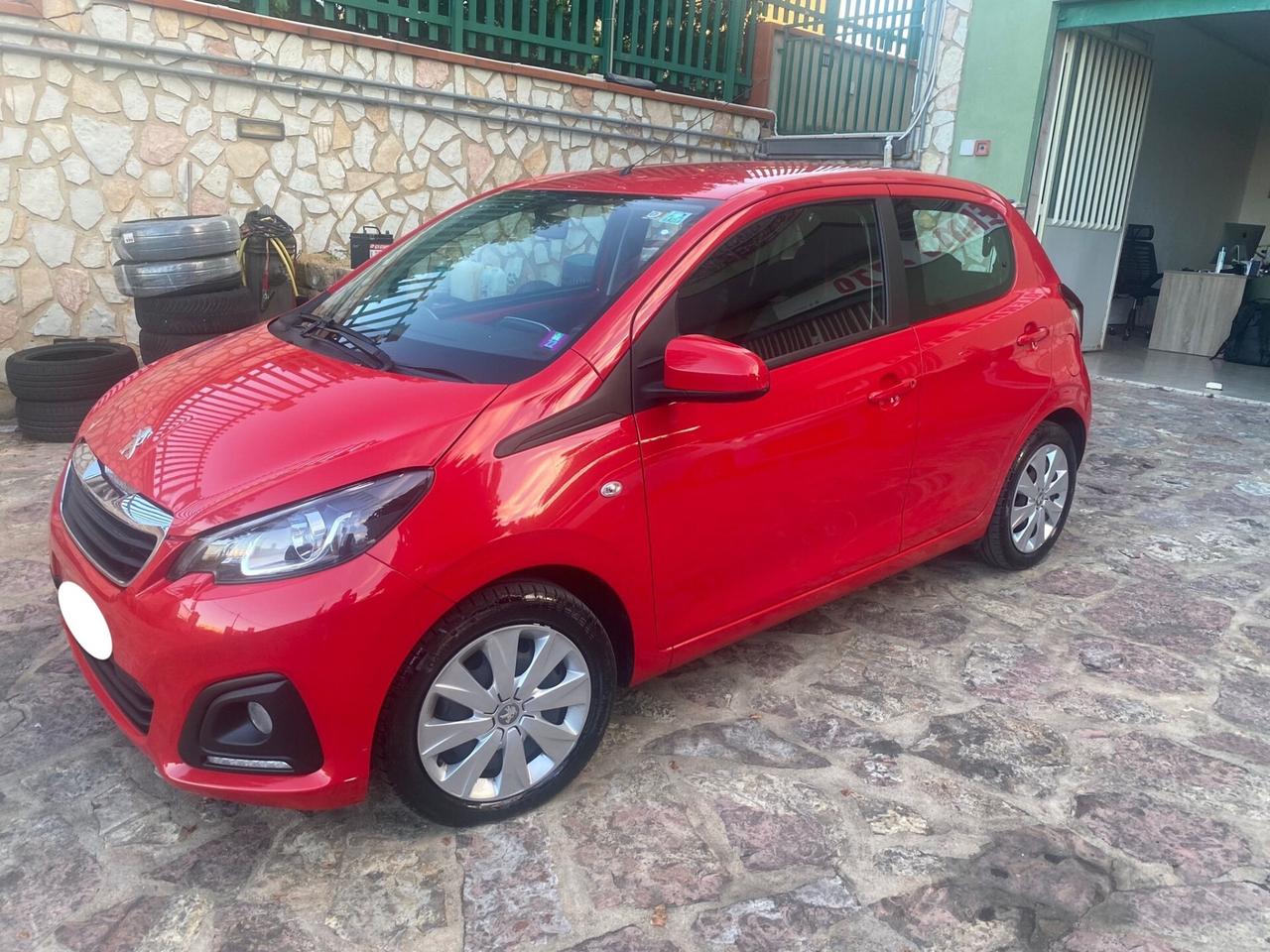 Peugeot 108 2014 1.2 82 CV 5 porte Active