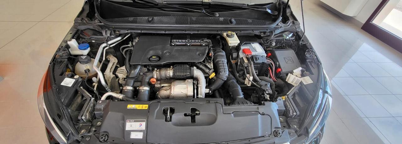 Peugeot 308 ALLURE 120CV-START&STOP- TENUTA IN PERFETTE CONDIZIONI -COME NUOVA